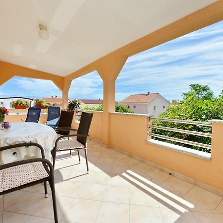 Apartment Nada Vir Exterior foto