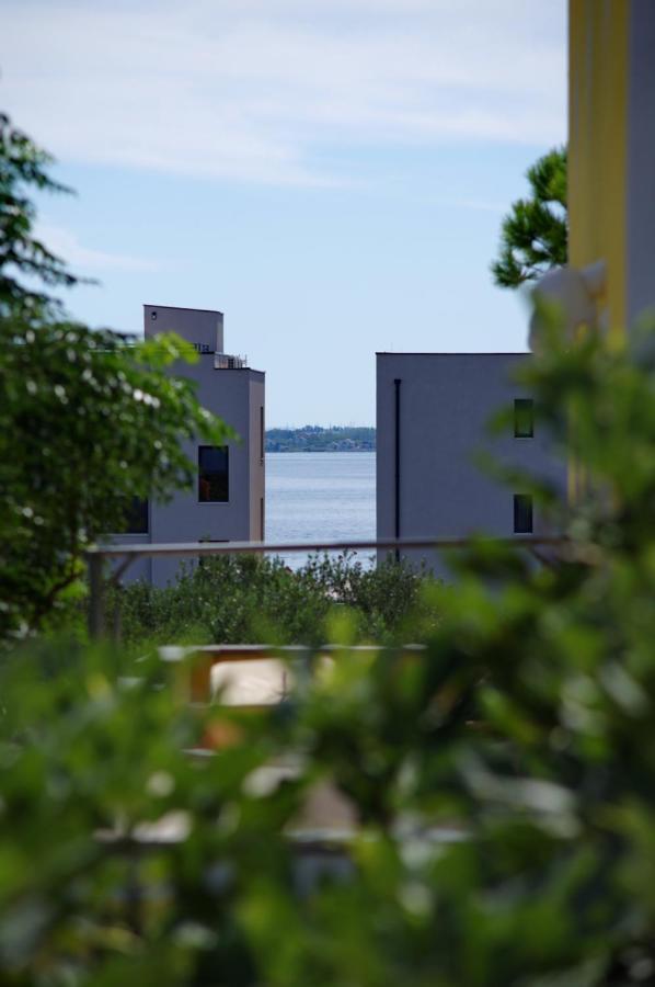 Apartment Nada Vir Exterior foto