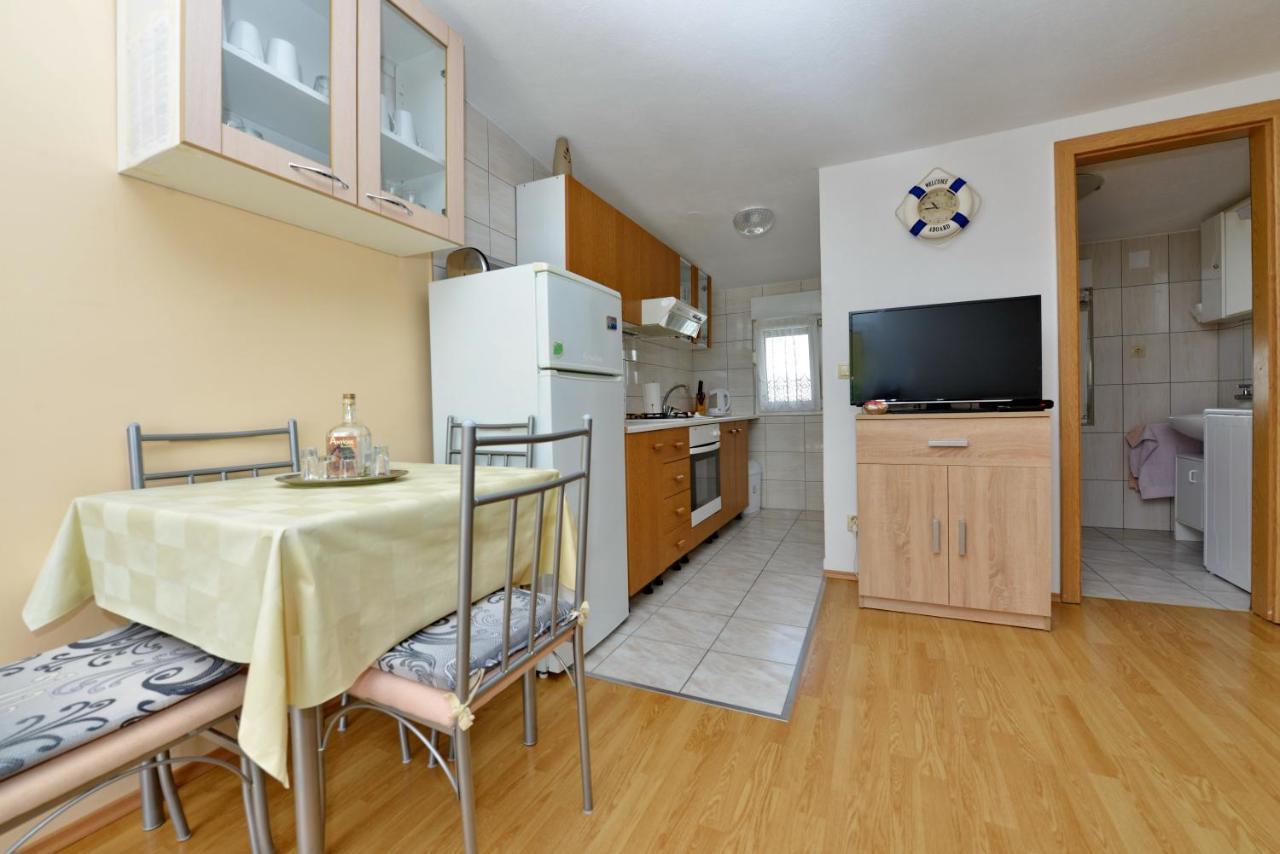 Apartment Nada Vir Exterior foto