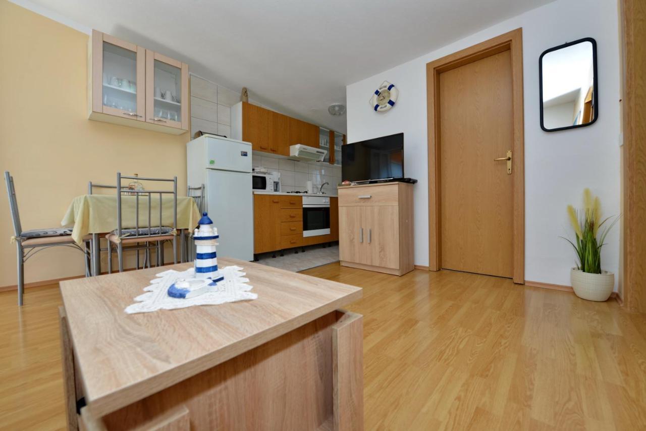 Apartment Nada Vir Exterior foto