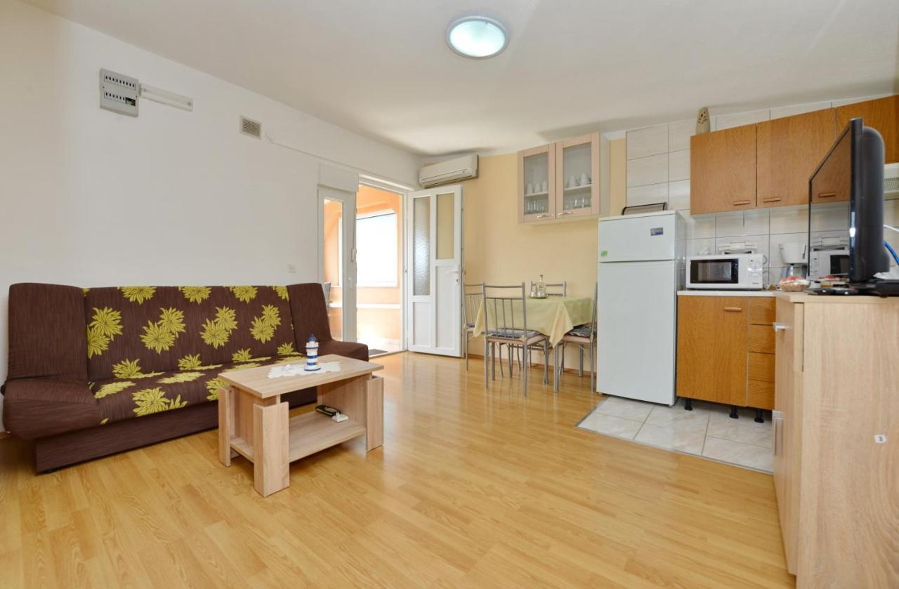 Apartment Nada Vir Exterior foto